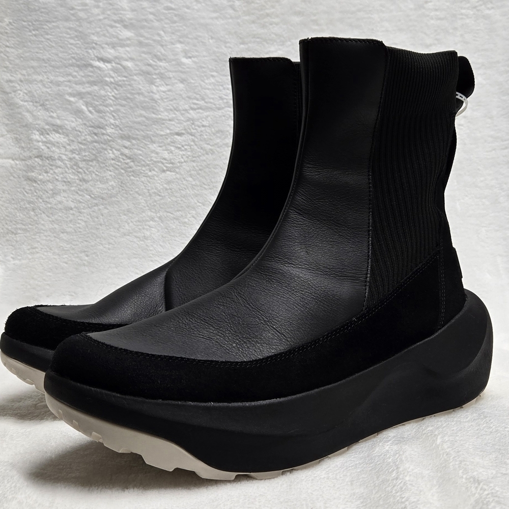 The North Face Black Winter Boots